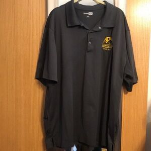 Grey short sleeve golf type shirt 3 snaps 3XL.  Pioneer Park Fairbanks AK